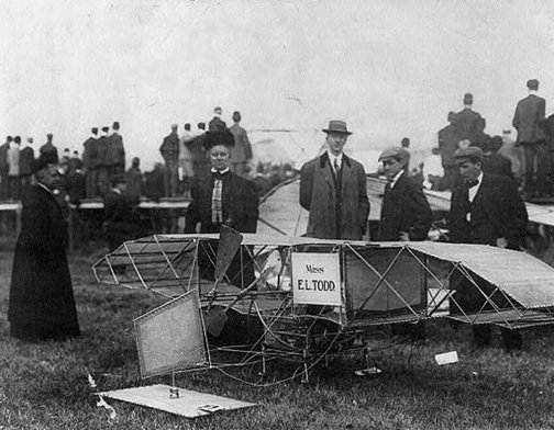 1906 AIRCRAFT DESIGNER E Lillian Todd & Her Plane PHOTO
