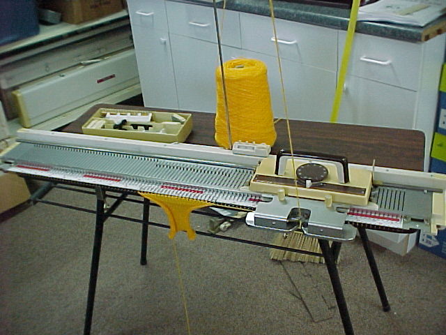 Singer SK150 Knitting Machine Super Condition