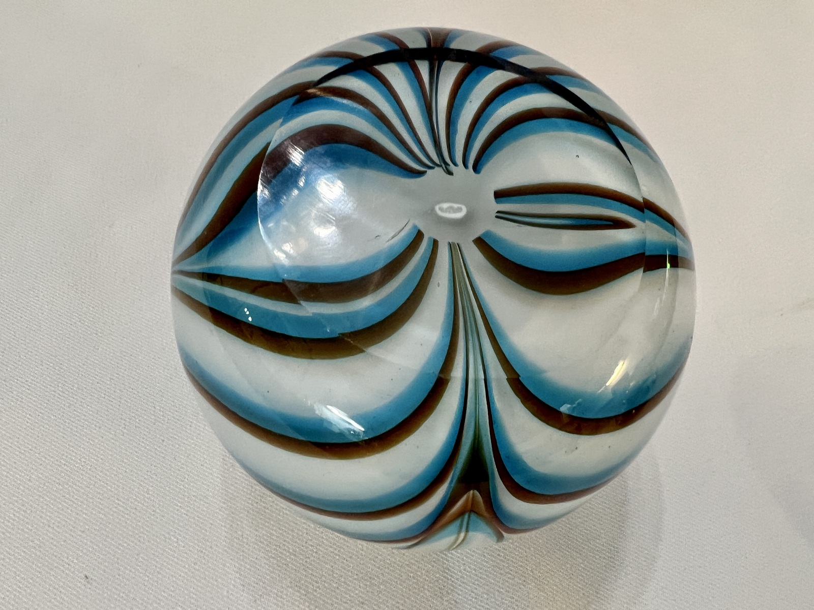 Marks on Paperweights Antiques Board