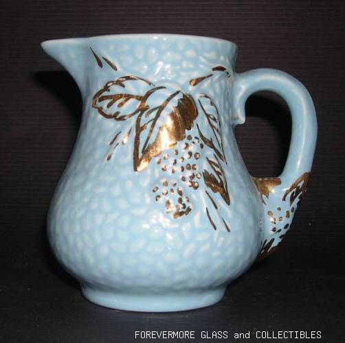 WADE GOLDEN TURQUOISE BRAMBLE WARE PITCHER CREAMER