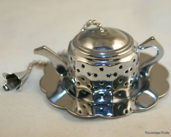 1980s Vintage stainless steel Teapot shaped Tea infuser