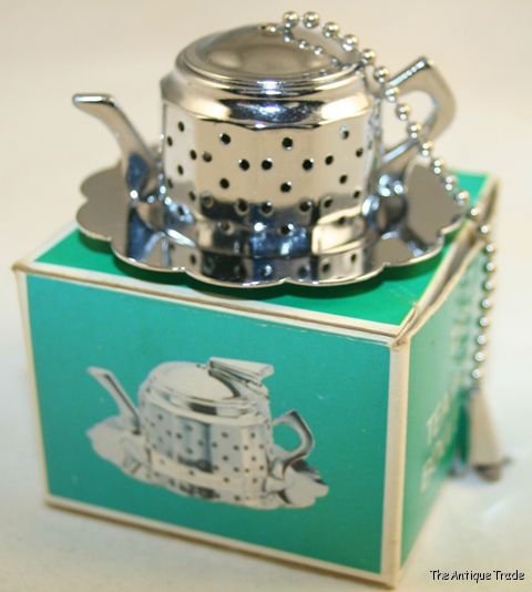 1980s Vintage stainless steel Teapot shaped Tea infuser with original box