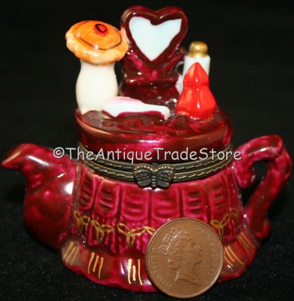 Ceramic hand painted Dressing Table trinket box