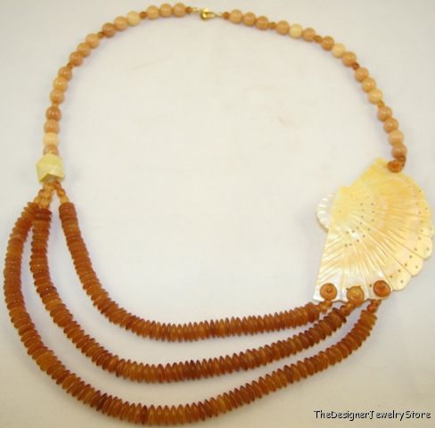 Vintage Art Deco Necklace natural stone and shell