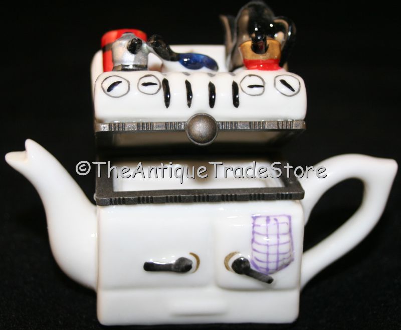 Ceramic hand painted Kitchen Stove trinket box