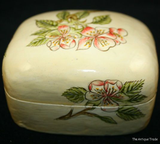 Vintage Chinese small white lacquer box Chery blossom