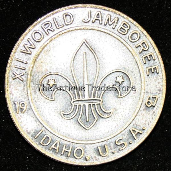 Vintage white metal Scouts XII World Jamboree medal