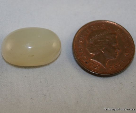 Natural white Moonstone 13x19 oval Cabochon 15.8ct mu9