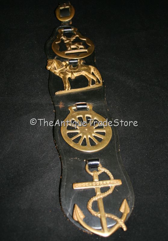 Vintage 4 cast Horse brass leather Martingale