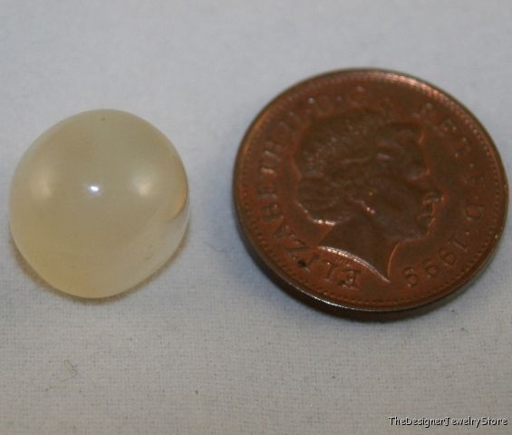 Natural white Moonstone 11x13 oval Bullet 14.4ct mu12