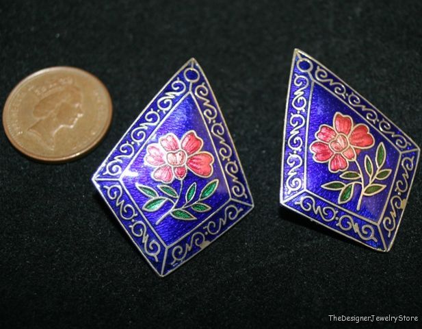 Vintage jewelry enamel kite shaped Earrings je27