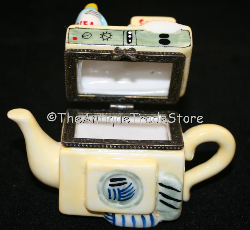 Ceramic hand painted Washing machine trinket box