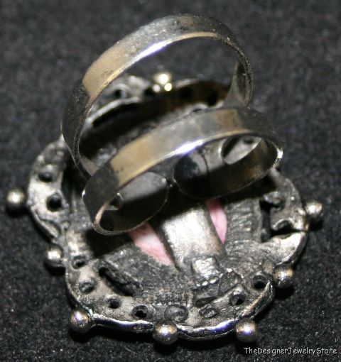 Vintage Jewelry ring white metal painted porcelain je31