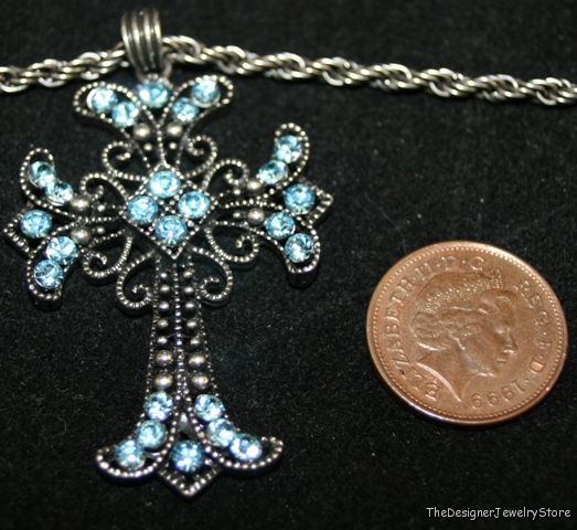 Vintage jewelry cross on chain Necklace rhinestone je40