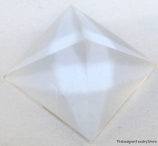 Natural crystal Quartz 16x16x11 gem pyramid 14.8ct qu6