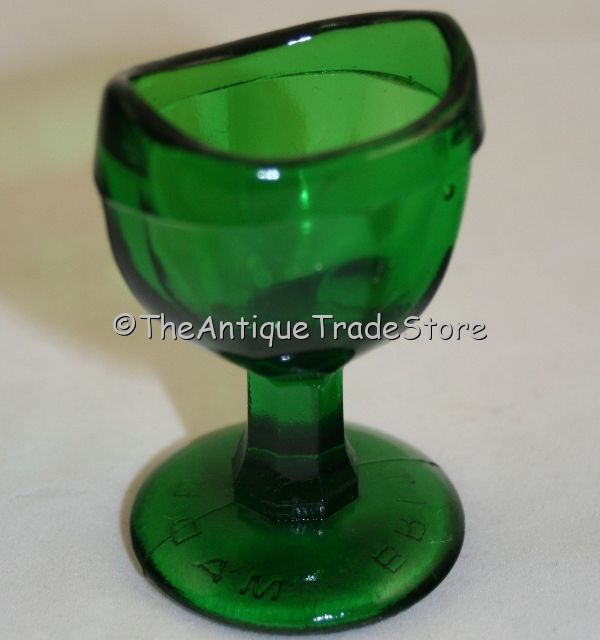 Vintage medical British made green glass Eye Wash Cup