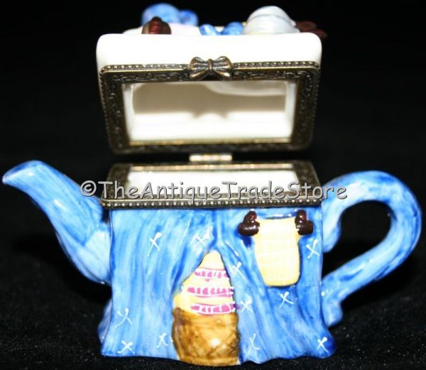Ceramic hand painted Kitchen Counter trinket box