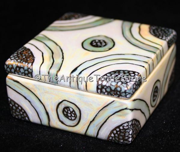British porcelain Williams signed hand painted pill box