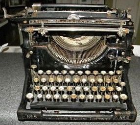 1917 Underwood No 5 Typewriter