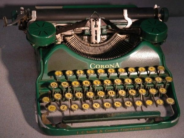 1920s Green Corona Portable Typewriter 1