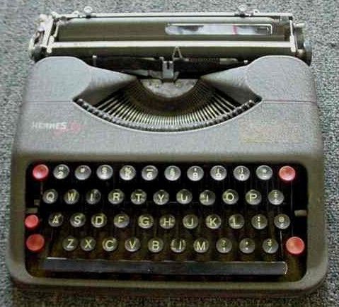 1940s Hermes Baby Jubilee Portable Typewriter