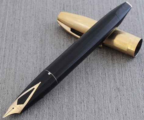 SHEAFFER PFM V BLACK, Vintage Fountain Pen 1959 SHEAFFER PFM V BLACK, Vintage Fountain Pen 1959