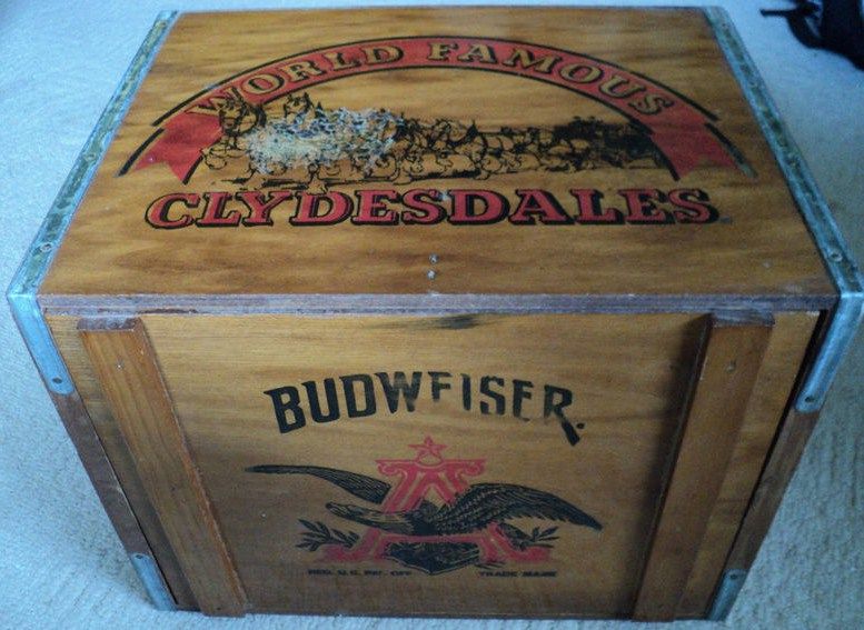 Budweiser Wooden Beer Crate World Famous Clydesdales