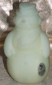 Fenton Christmas Snowman Custard Satin Glass