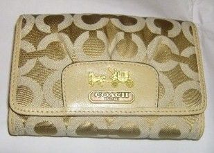 Coach Madison OP Art Compact Clutch Wallet