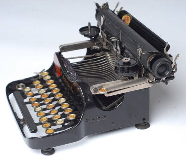 Corona Folding Typewriter Side View