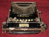 Corona 3 Typewriter Folded Position