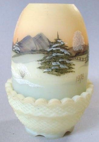 Fenton 1978 Christmas Classics Fairy Lamp