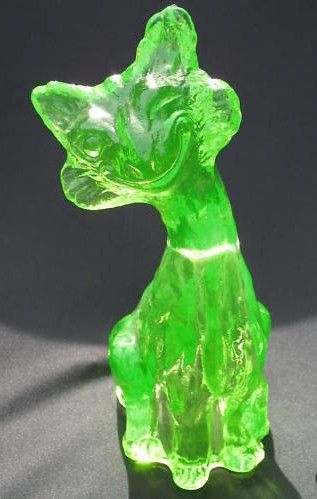 Fenton Alley Cat Lime Green Heavy Glass Figural