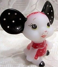 Fenton Designer Series Hand Painted Stylin Seella Mouse