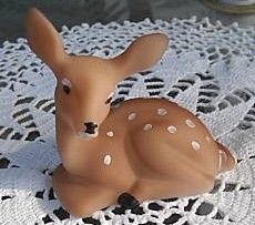 Fenton Fawn 1985-1986 Natural Animals Series