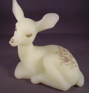 Fenton Fawn Pink Blossom Custard Satin 1980's