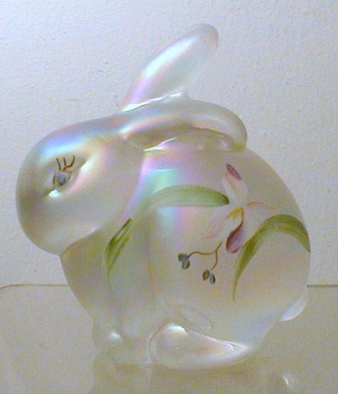 Fenton French Opalescent Bunny Rabbit Figurine