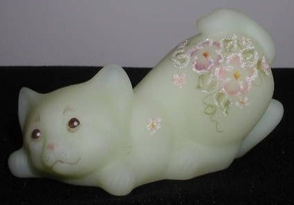 Fenton Pastel Violets Original Style Kitten