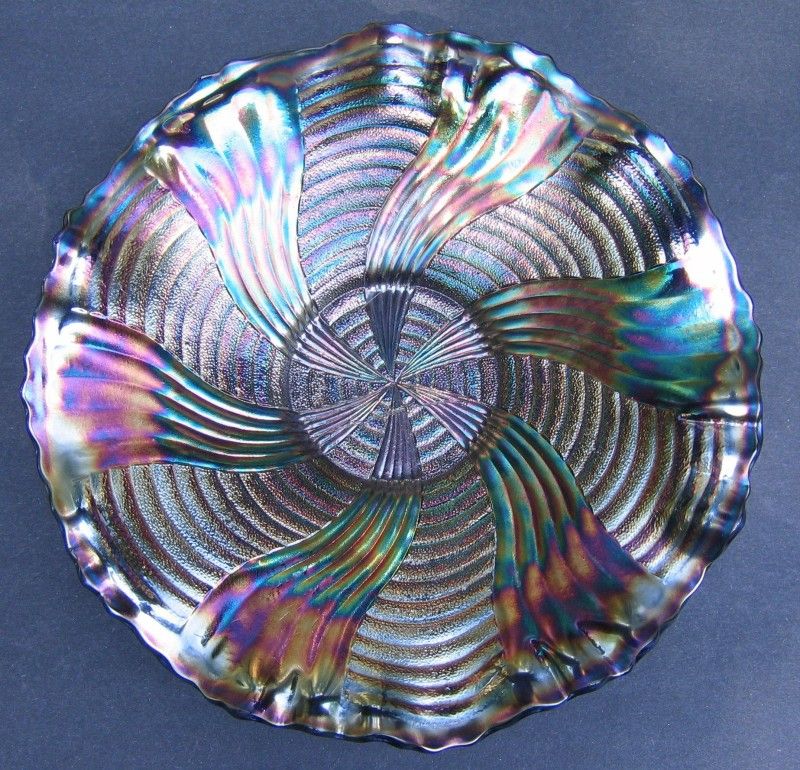 Fenton Ribbon Tie Plate