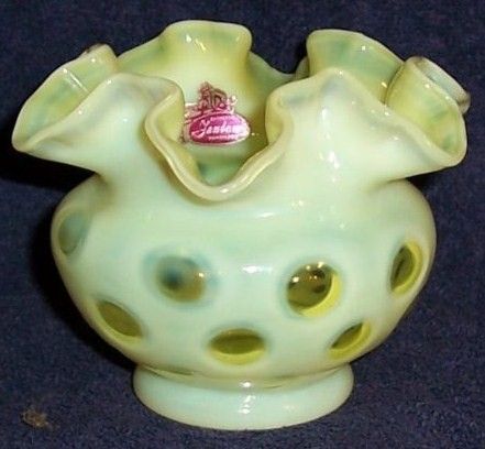 Fenton Topaz Opalescent Coin Dot Vase 1959