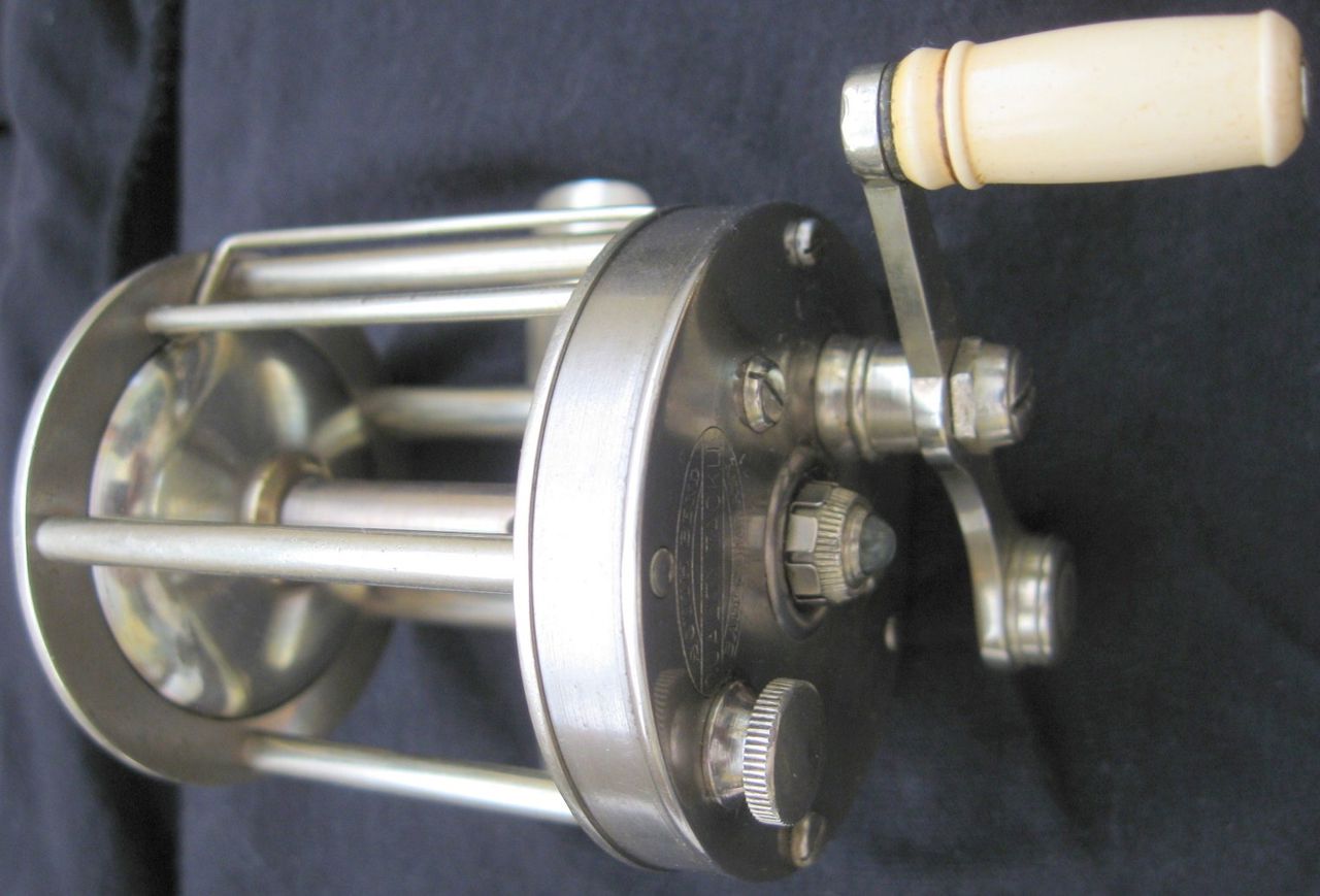 Vintage South Bend 1905-07/1131-A Casting Reel/Front View Vintage South Bend 1905-07/1131-A Casting Reel/Front View