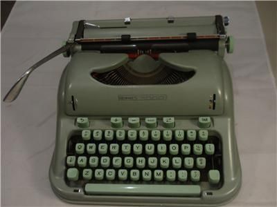 Hermes 3000 Cursive script Portable Typewriter