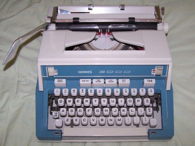 Hermes 3000 Manual Portable Typewriter