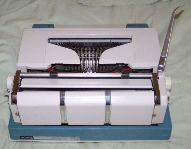Hermes 3000 Manual Portable 1973