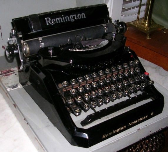 Noiseless Remington No 8 Typewriter