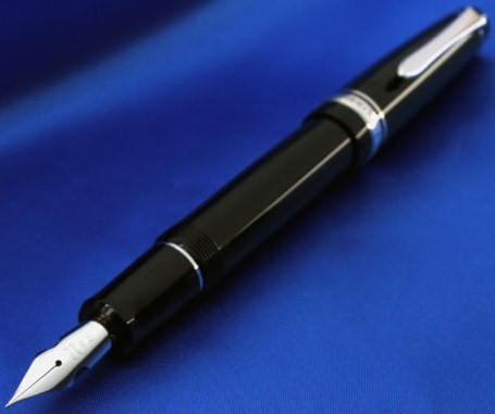 Pilot Custom Heritage 912 Stability Simple Form 14kt Gold SFM Nib Pilot Custom Heritage 912 Stability Simple Form 14kt Gold SFM Nib