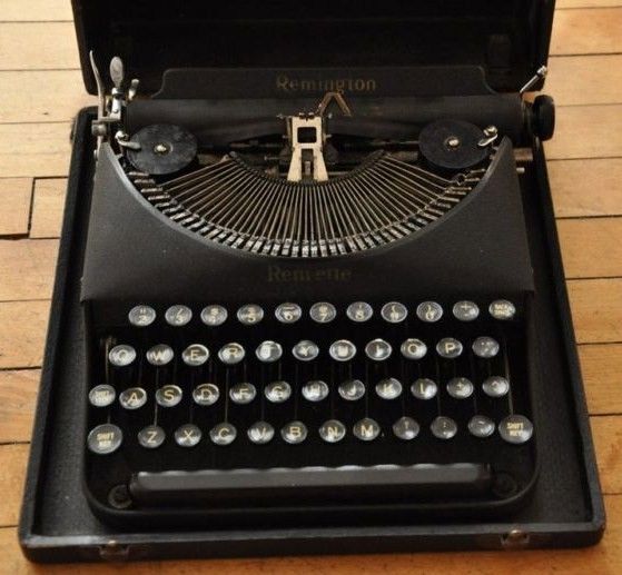 Remington Deluxe Remette Portable Typewriter