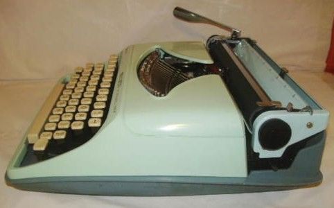 Remington Streamliner Sperry Rand Typewriter Holland
