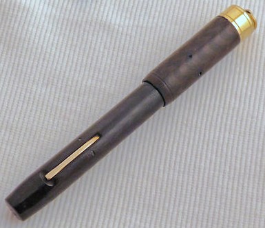 1920's Sheaffer Flat Top 2MC Fountain Pen Gold Trim 1920's Sheaffer Flat Top 2MC Fountain Pen Gold Trim