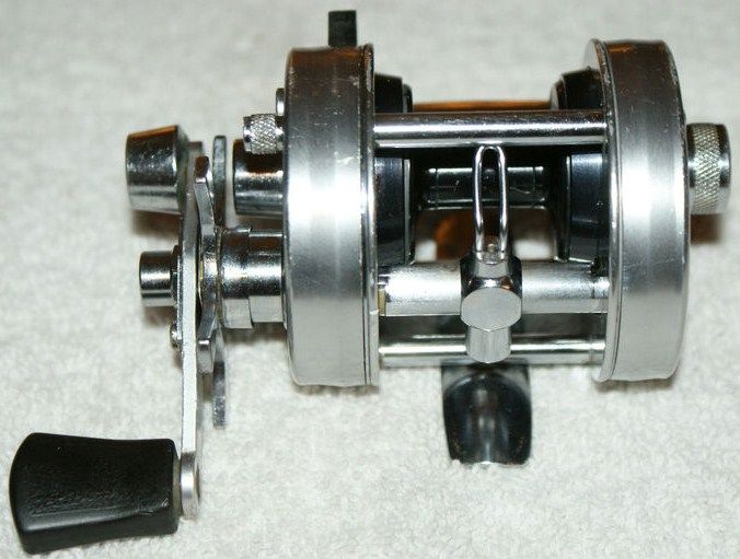 Vintage Abu Garcia Ambassadeur 2500C Fishing Reel Vintage Abu Garcia Ambassadeur 2500C Fishing Reel